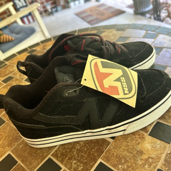 NSS Black & red NSS skater sneakers men's size 8 - Picture 3 of 13